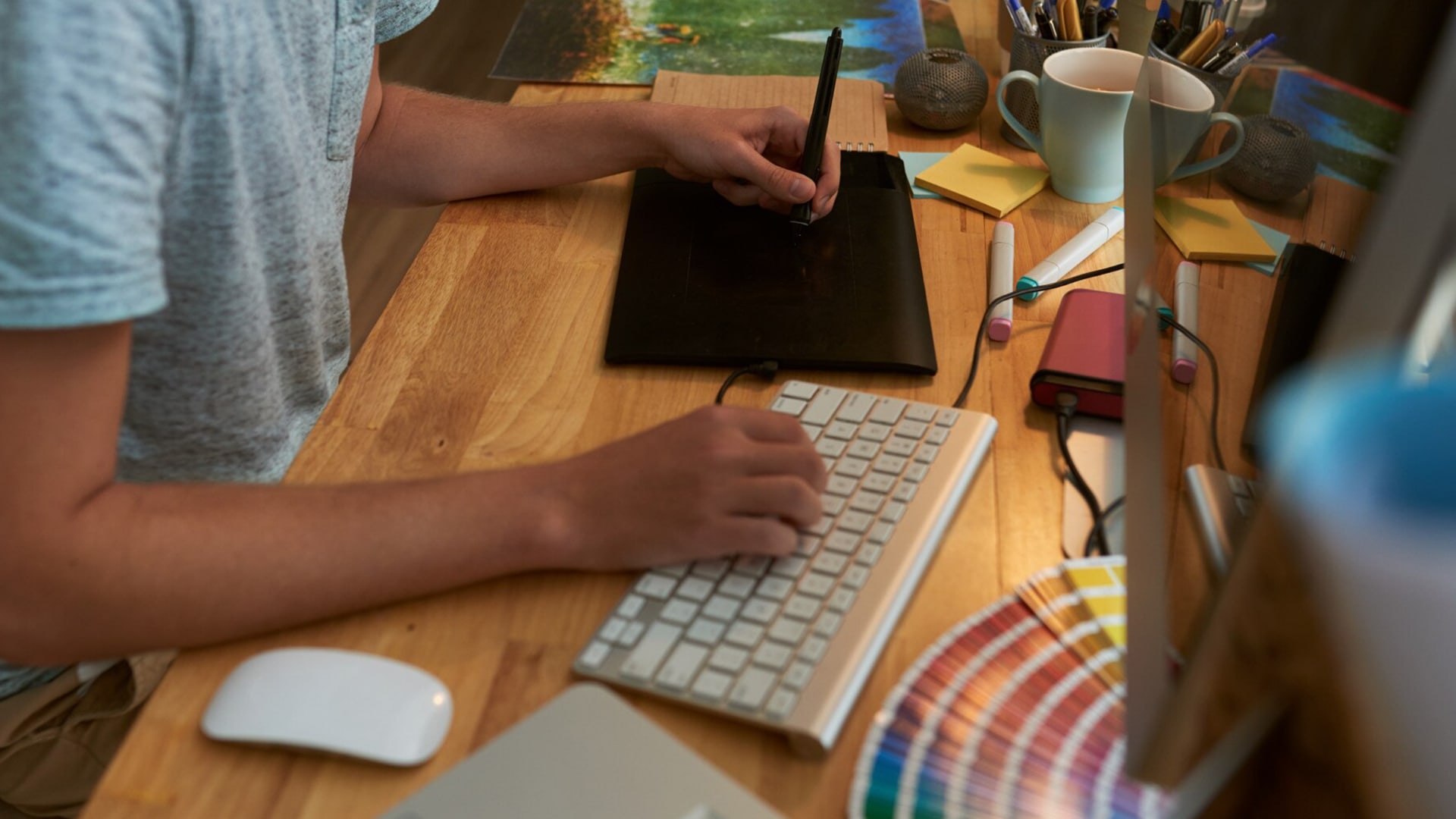 Comment choisir son graphiste freelance à Lyon : 7 questions à se poser avant de signer